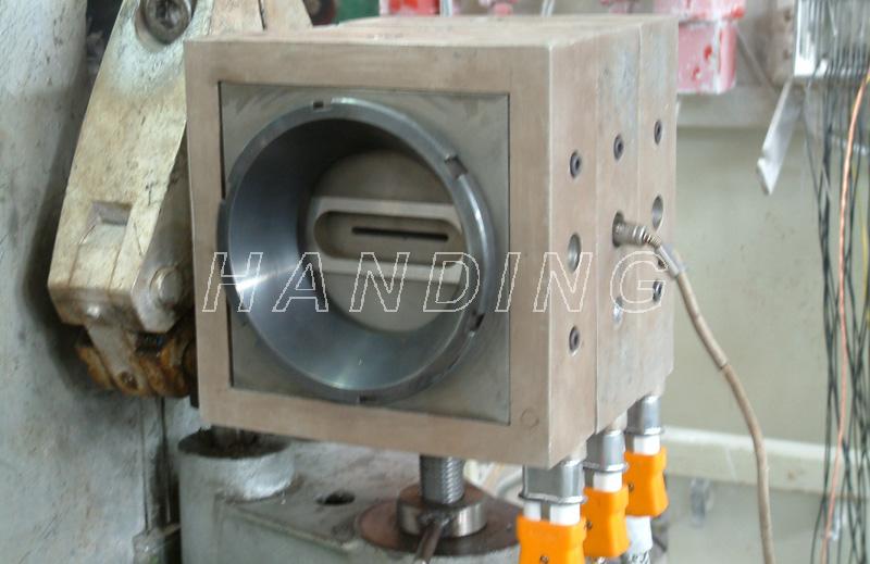 不調(diào)偏電梯電纜機(jī)頭