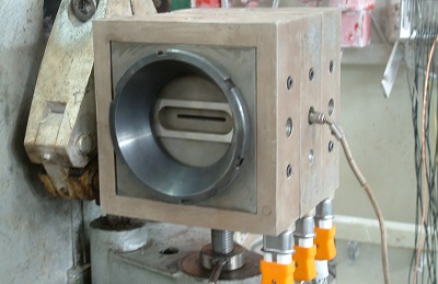 電纜機頭.jpg